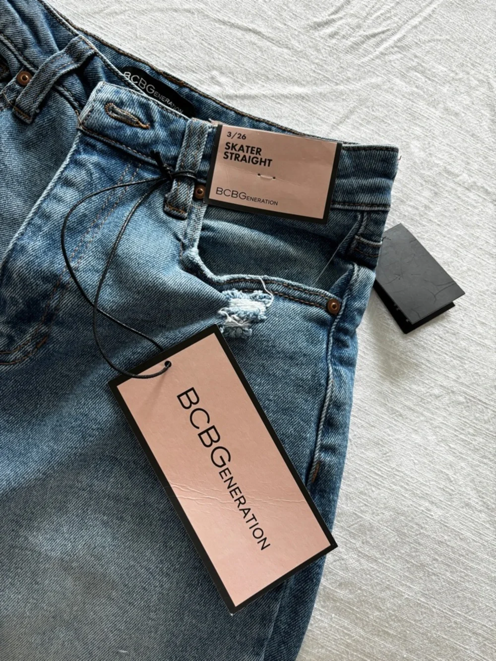 BCBGeneration Skater Straight Jeans in Light Blue Wash - Picture 2 of 8